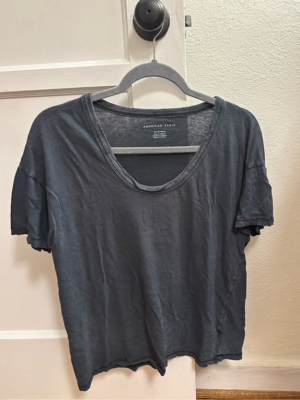 American Eagle Distressed T-shirt